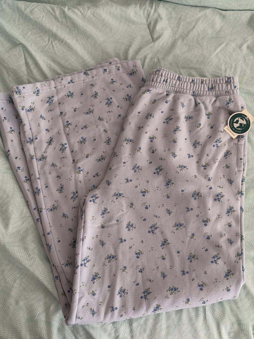 Aeropostale Wide Leg Sweatpants Brand New